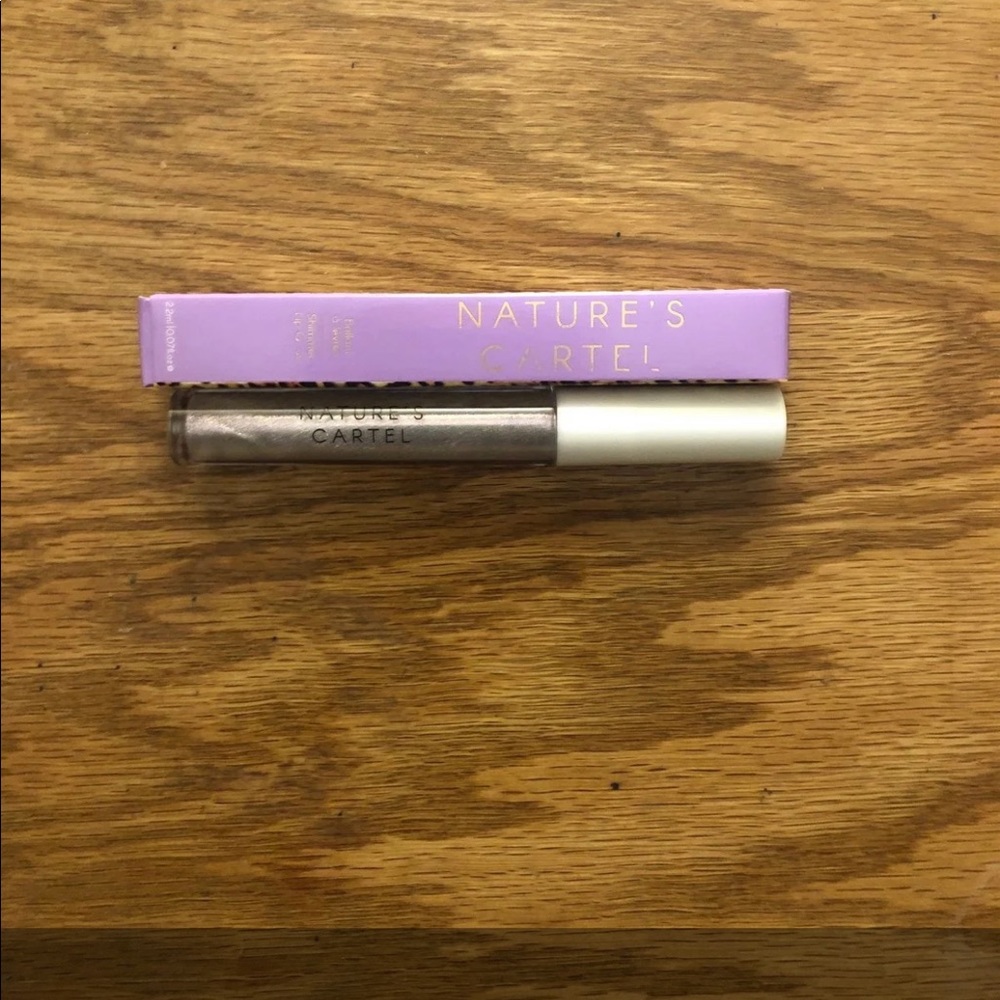 Nature's Cartel Shimmer Lip Gloss (VCR)